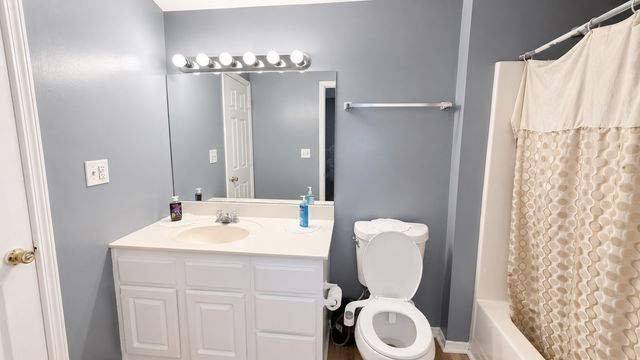206 Brittany Park Cir, Antioch, TN 37013