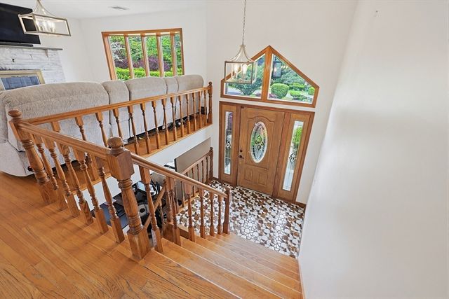 7 Diane Way, Westport, MA 02790