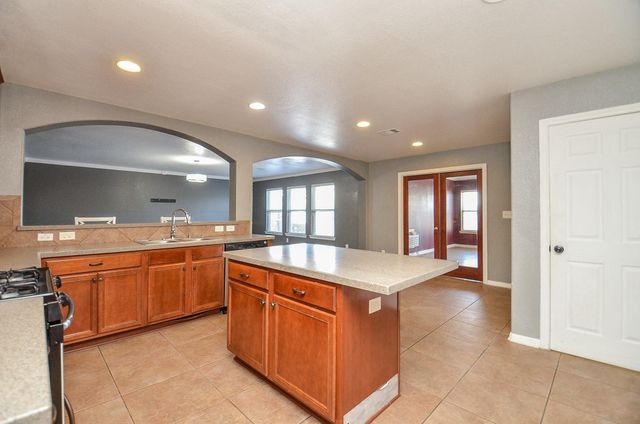 5411 Rio Drive, Baytown, TX 77521