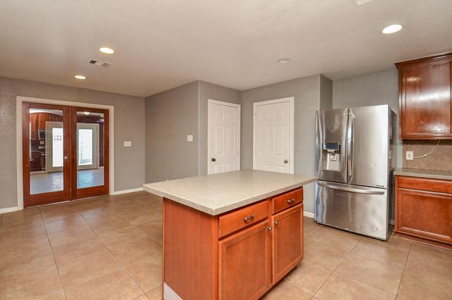 5411 Rio Drive, Baytown, TX 77521