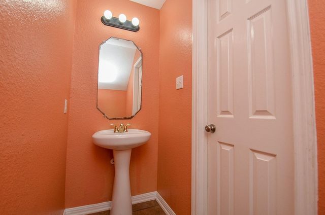 5411 Rio Drive, Baytown, TX 77521