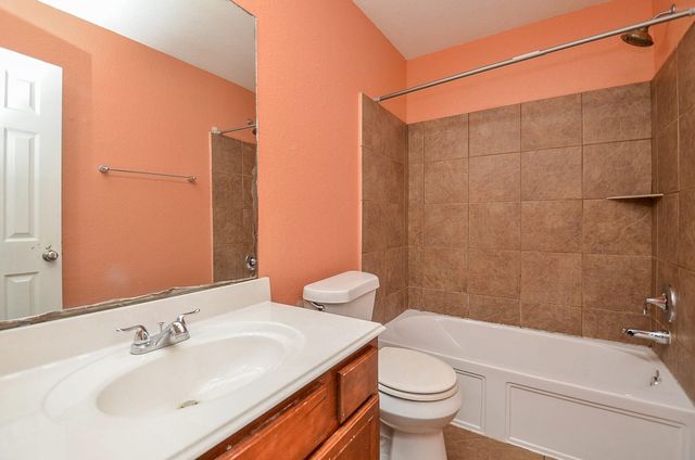 5411 Rio Drive, Baytown, TX 77521