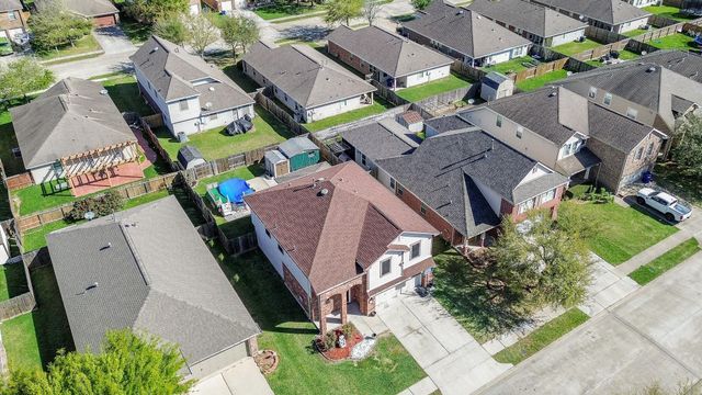 5411 Rio Drive, Baytown, TX 77521