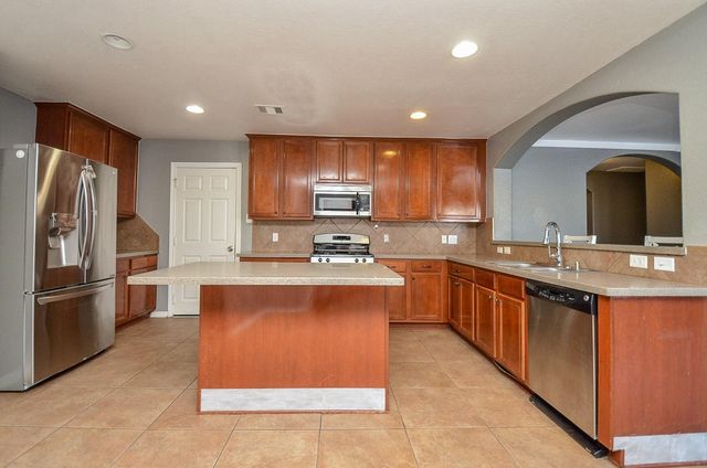 5411 Rio Drive, Baytown, TX 77521