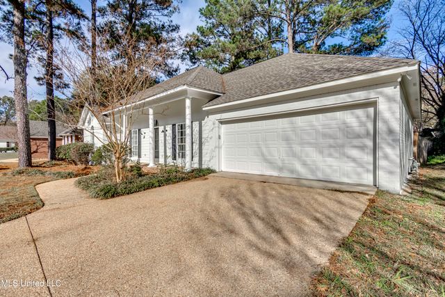 1116 Ellington Court, Brandon, MS 39042