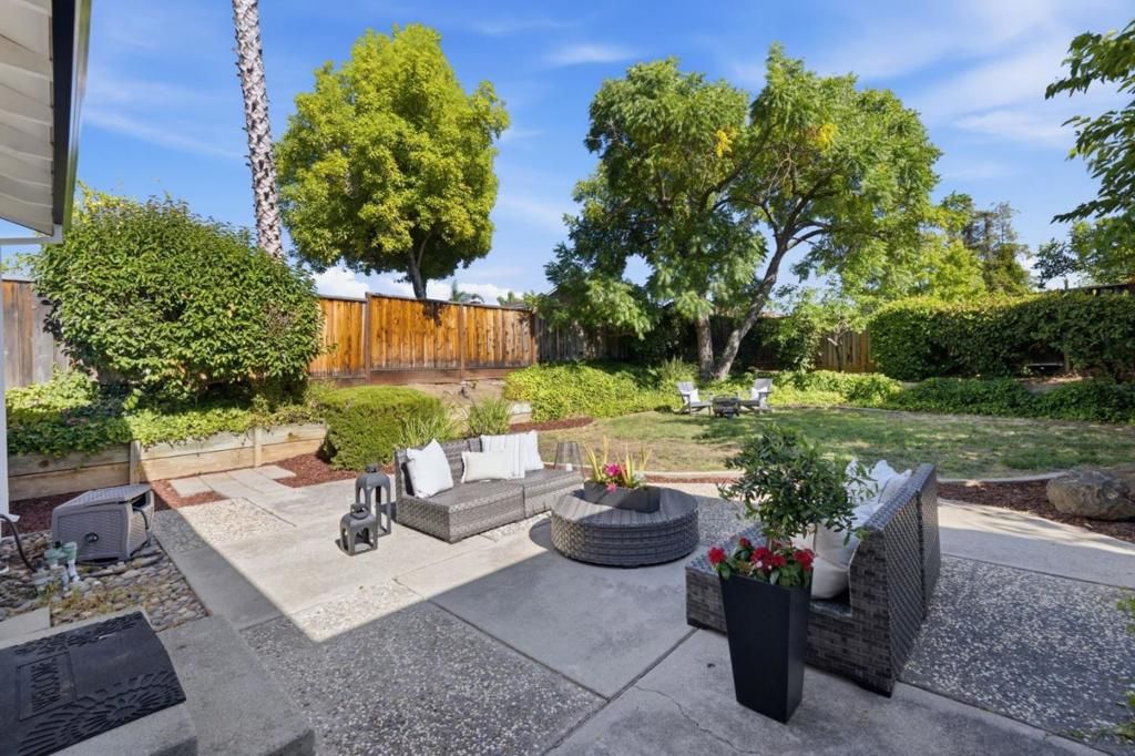 Image 25 of property listing at 2984 Silver, San Jose, CA 95135
