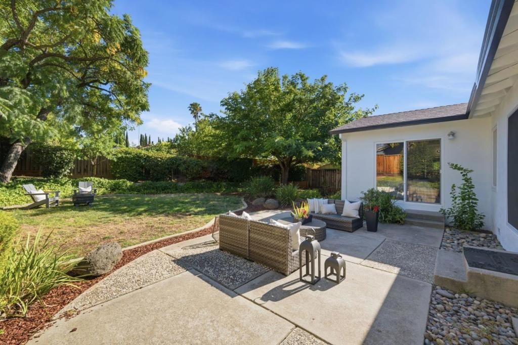 Image 28 of property listing at 2984 Silver, San Jose, CA 95135