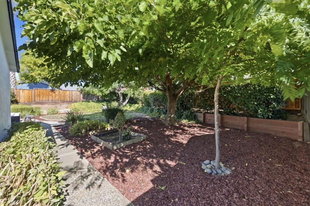 Image 29 of property listing at 2984 Silver, San Jose, CA 95135