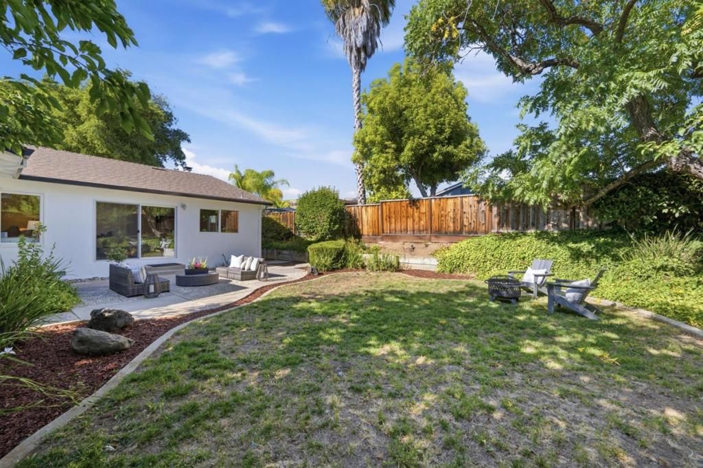 Image 30 of property listing at 2984 Silver, San Jose, CA 95135