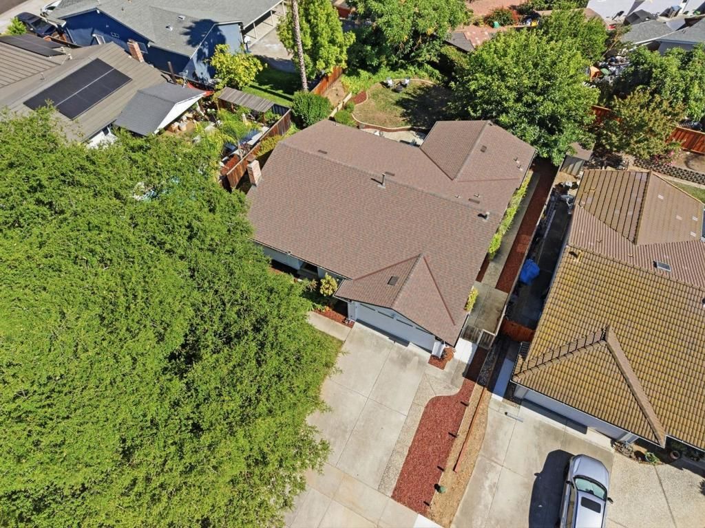 Image 33 of property listing at 2984 Silver, San Jose, CA 95135
