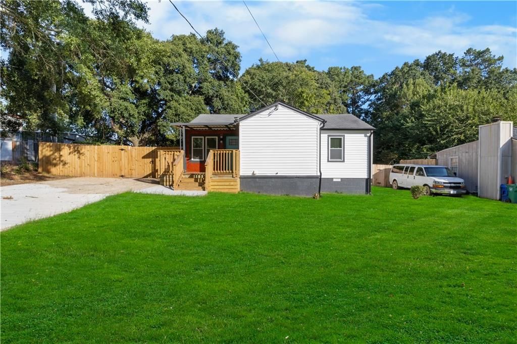 4253 Hanes Drive, Decatur, GA 30035