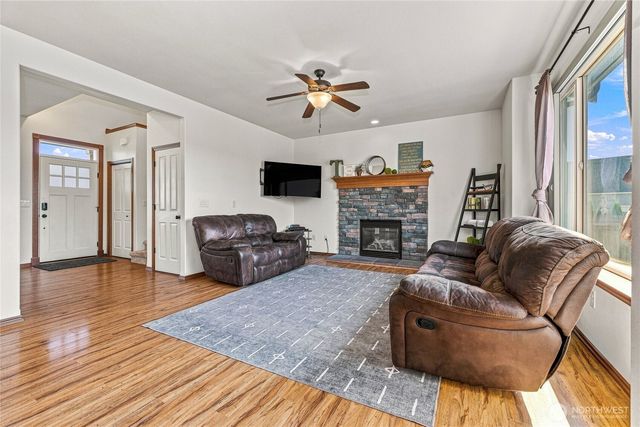 2465 Cirrus Lane, Ferndale, WA 98248