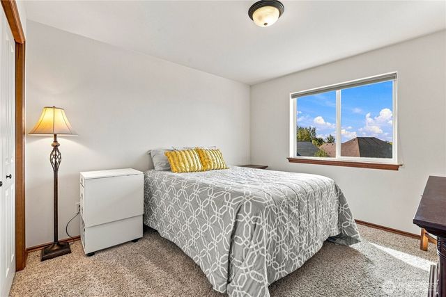 2465 Cirrus Lane, Ferndale, WA 98248