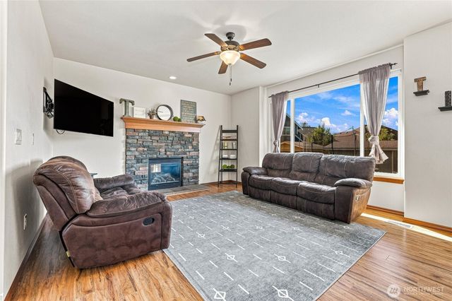 2465 Cirrus Lane, Ferndale, WA 98248