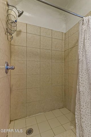 8405 PINON Street, El Paso, TX 79907