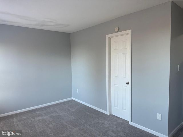 1935 WINSLOW CT, Woodbridge, VA 22191