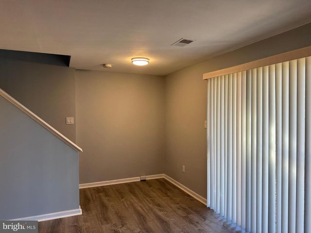 1935 WINSLOW CT, Woodbridge, VA 22191