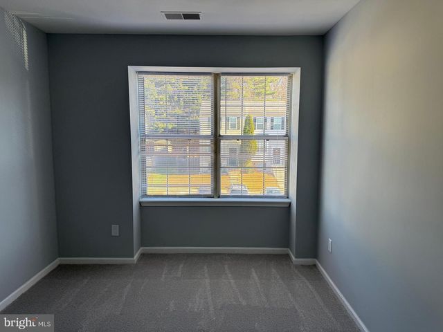 1935 WINSLOW CT, Woodbridge, VA 22191