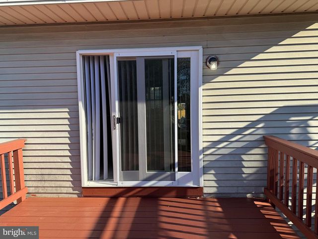 1935 WINSLOW CT, Woodbridge, VA 22191