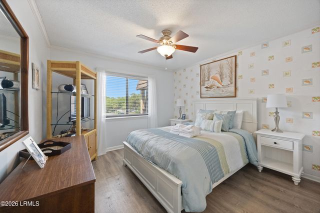 40 Folly Field Rd Apt E24, Hilton Head Island, SC 29928