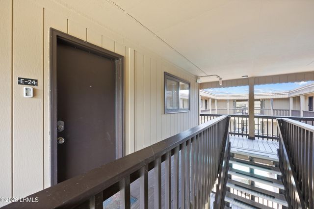 40 Folly Field Rd Apt E24, Hilton Head Island, SC 29928
