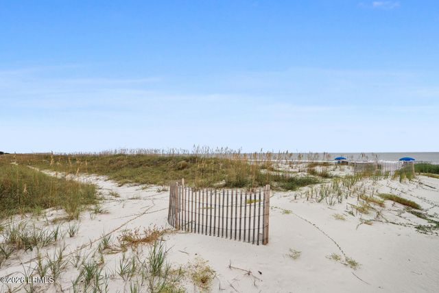 40 Folly Field Rd Apt E24, Hilton Head Island, SC 29928