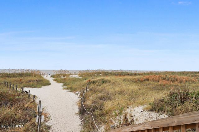 40 Folly Field Rd Apt E24, Hilton Head Island, SC 29928