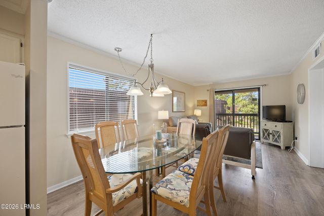 40 Folly Field Rd Apt E24, Hilton Head Island, SC 29928