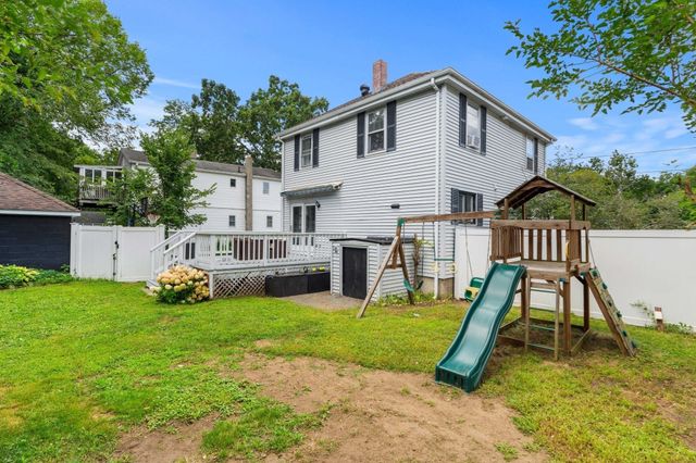 16 Maple Ave, Danvers, MA 01923