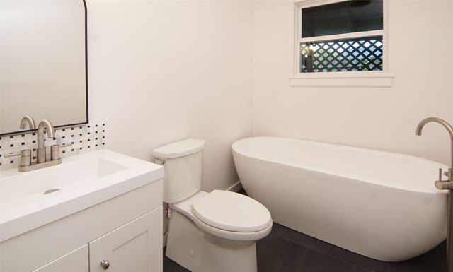 504 N Main Street, Winnsboro, TX 75494