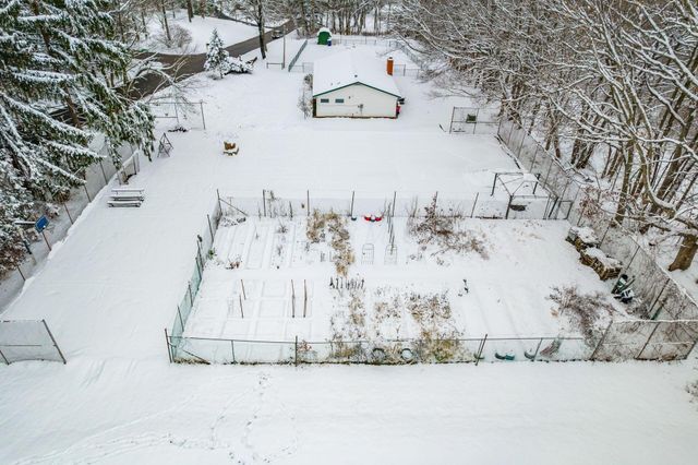 439 Pine Tree Drive NE, Granville, OH 43023