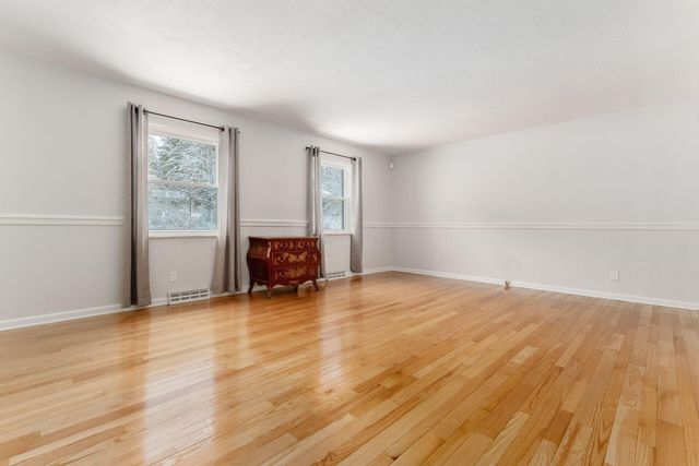 439 Pine Tree Drive NE, Granville, OH 43023