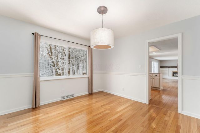 439 Pine Tree Drive NE, Granville, OH 43023