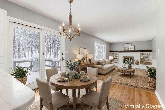 439 Pine Tree Drive NE, Granville, OH 43023