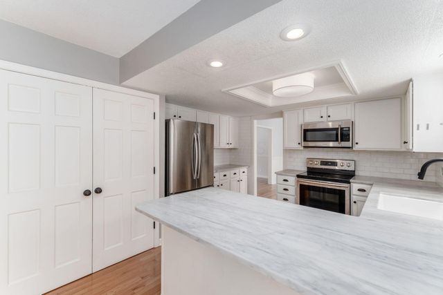 439 Pine Tree Drive NE, Granville, OH 43023