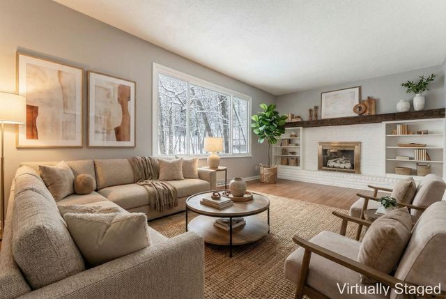 439 Pine Tree Drive NE, Granville, OH 43023