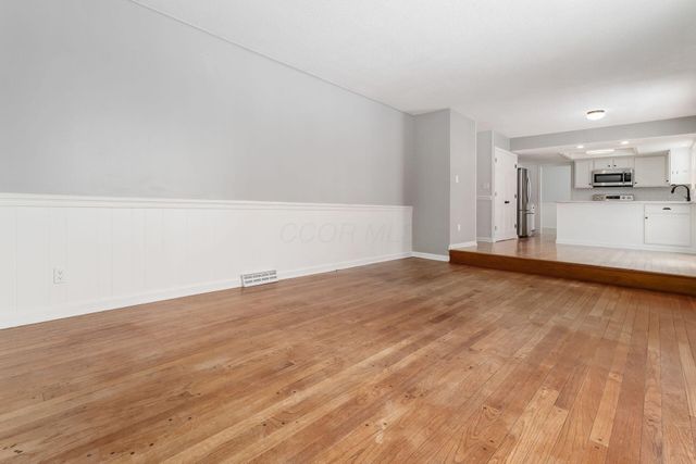 439 Pine Tree Drive NE, Granville, OH 43023