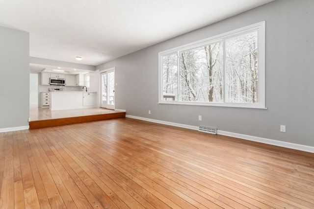 439 Pine Tree Drive NE, Granville, OH 43023