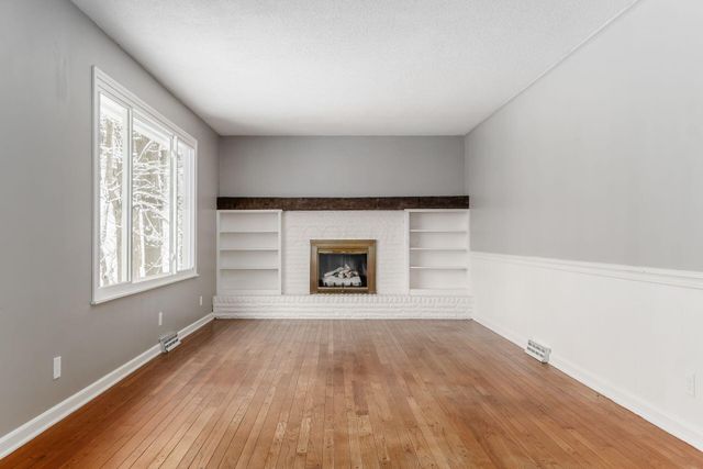 439 Pine Tree Drive NE, Granville, OH 43023