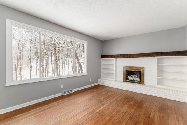 439 Pine Tree Drive NE, Granville, OH 43023