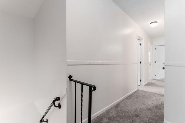 439 Pine Tree Drive NE, Granville, OH 43023