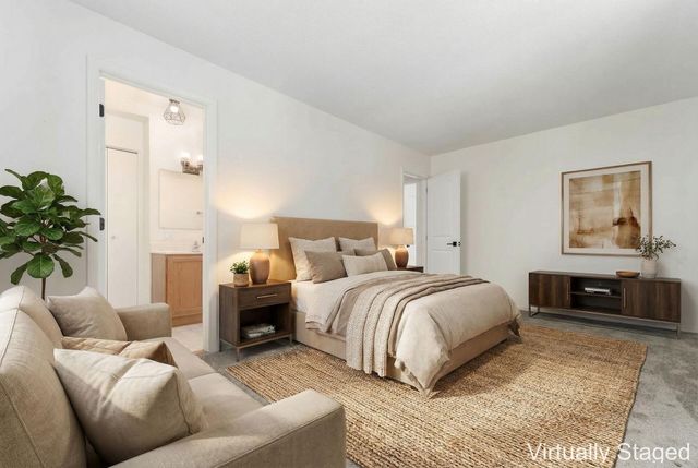 439 Pine Tree Drive NE, Granville, OH 43023