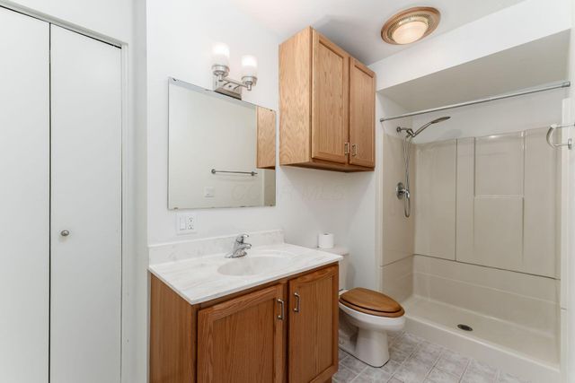 439 Pine Tree Drive NE, Granville, OH 43023