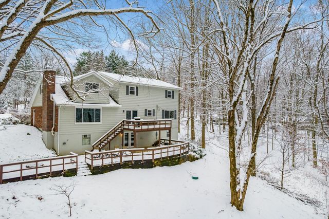 439 Pine Tree Drive NE, Granville, OH 43023