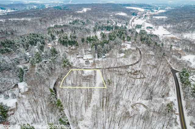 439 Pine Tree Drive NE, Granville, OH 43023