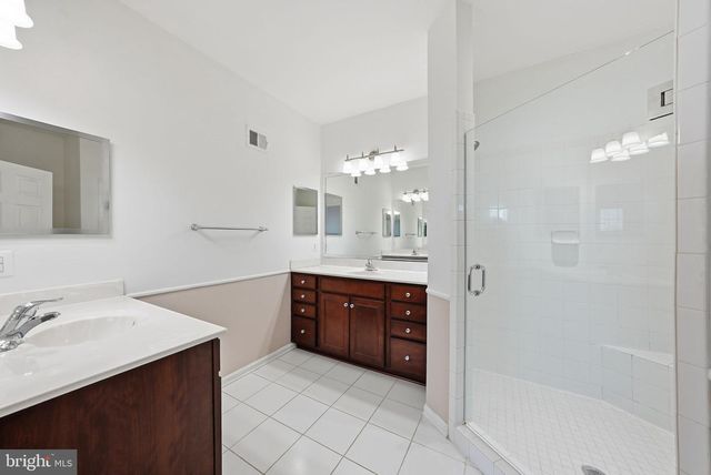 9539 CENTER ST, Manassas, VA 20110