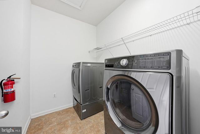 9539 CENTER ST, Manassas, VA 20110