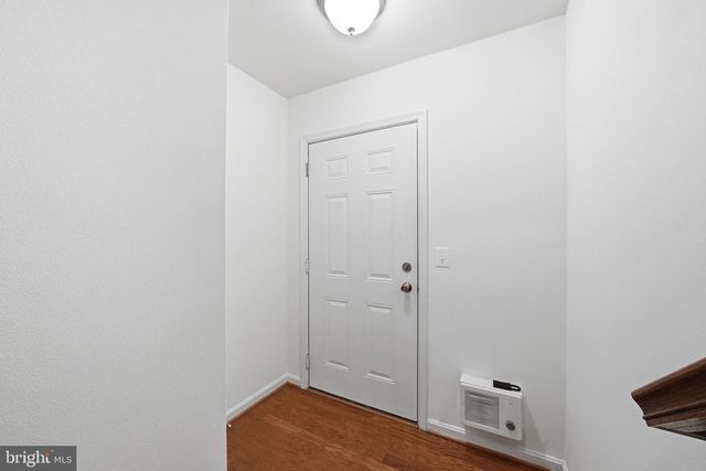 9539 CENTER ST, Manassas, VA 20110