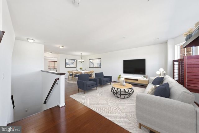 9539 CENTER ST, Manassas, VA 20110