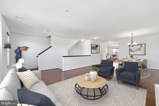 9539 CENTER ST, Manassas, VA 20110